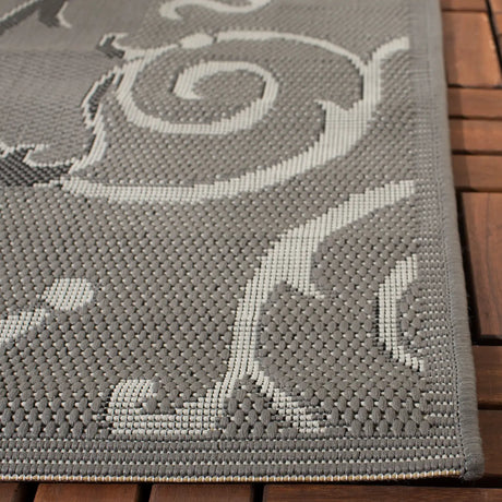Safavieh Courtyard 4'-0" x 5'-7" Rug in Anthracite / Light Grey