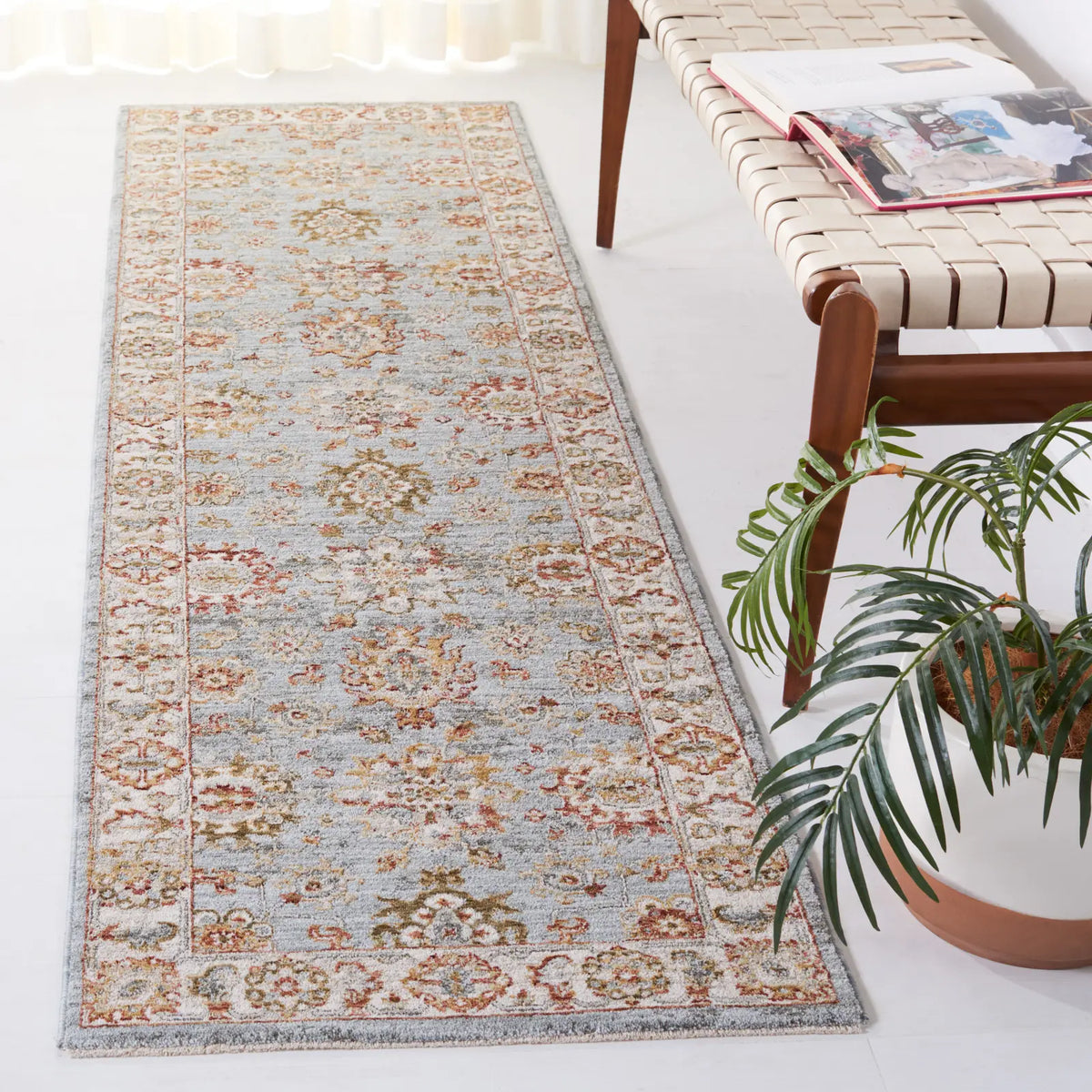Safavieh Hamilton 2'-2" x 8'-0" Rug in Blue / Ivory