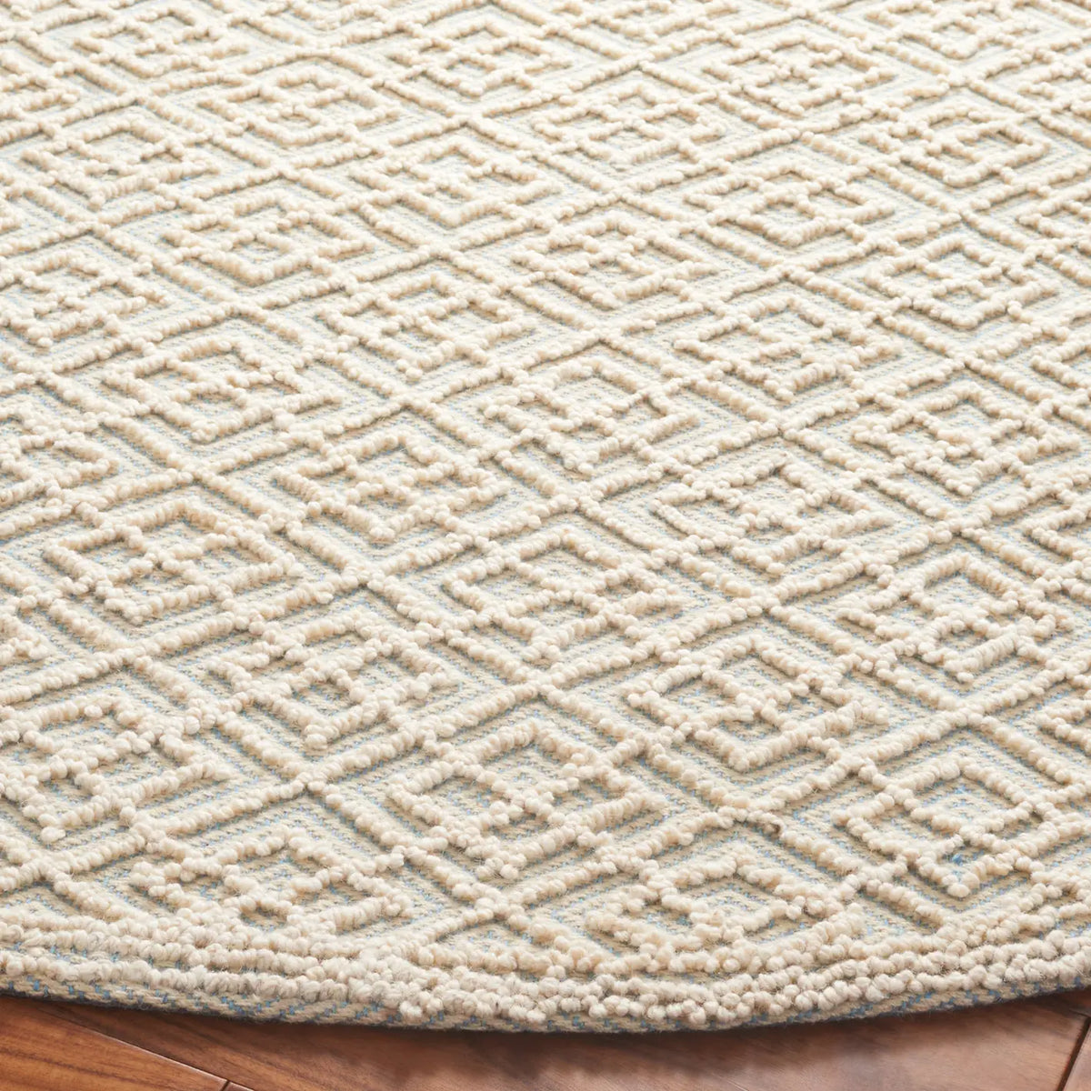 Safavieh Trace 6'-0" x 6'-0" Rug in Ivory / Blue