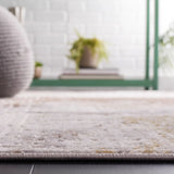 Safavieh Palma 4'-0" x 6'-0" Rug in Beige / Brown