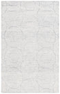 Safavieh Metro 4'-0" x 6'-0" Rug in Light Grey