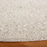 Safavieh Micro-Loop 5'-0" x 5'-0" Rug in Silver / Ivory