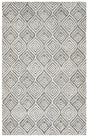 Safavieh Blossom 4'-0" x 6'-0" Rug in Ivory / Grey
