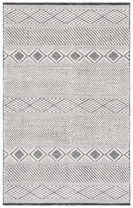 Safavieh Vermont 4'-0" x 6'-0" Rug in Ivory / Black