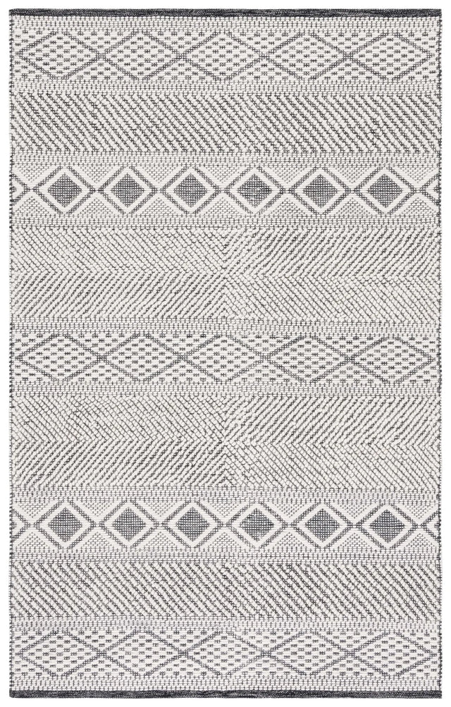 Safavieh Vermont 4'-0" x 6'-0" Rug in Ivory / Black