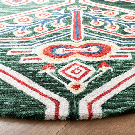 Safavieh Aspen 7'-0" x 7'-0" Rug in Green / Ivory