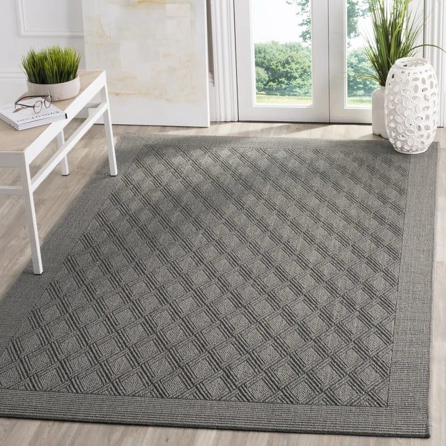 Safavieh Palm Beach 4'-0" x 6'-0" Rug in Ash