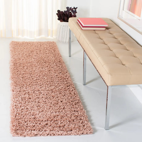 Safavieh August Shag 2'-0" x 7'-0" Rug in Rose