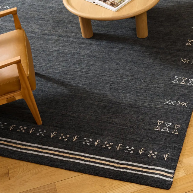 Safavieh Himalaya 8'-0" x 10'-0" Rug in Charcoal