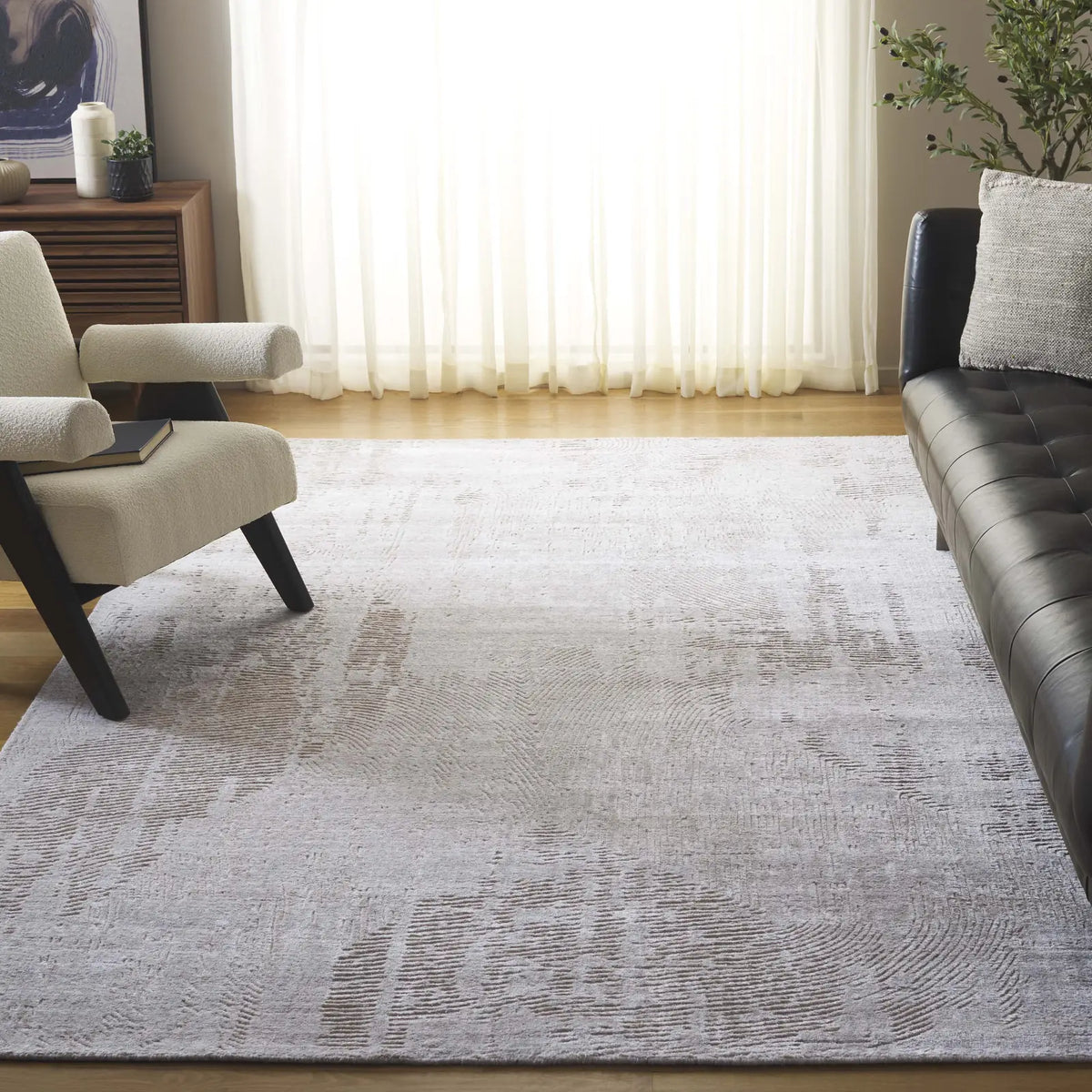 Safavieh Mirage 6'-0" x 9'-0" Rug in Beige