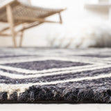 Safavieh Micro-Loop 5'-0" x 8'-0" Rug in Charcoal / Ivory