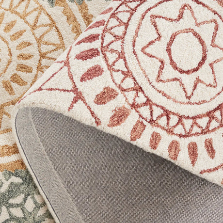 Safavieh Metro 4'-0" x 6'-0" Rug in Ivory / Grey