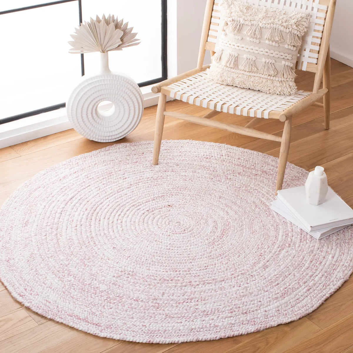 Safavieh Braided 5'-0" x 5'-0" Rug in Ivory / Pink