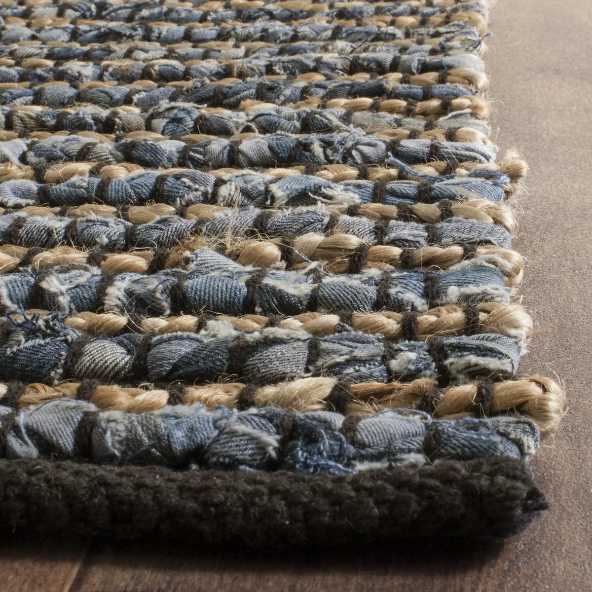 Safavieh Cape Cod 10'-0" x 14'-0" Rug in Blue