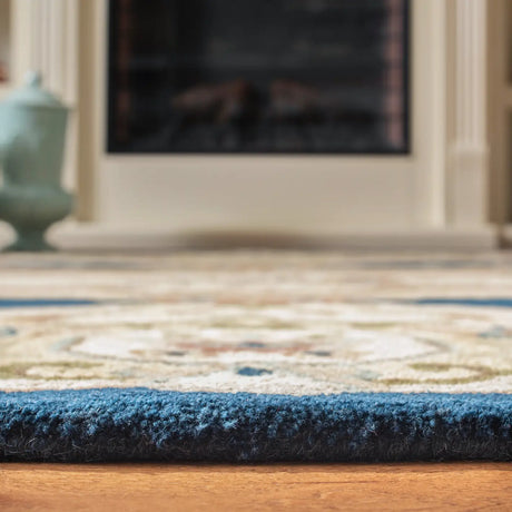 Safavieh Empire 5'-0" x 8'-0" Rug in Navy / Beige
