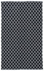 Safavieh Montauk 4'-0" x 6'-0" Rug in Black / Ivory