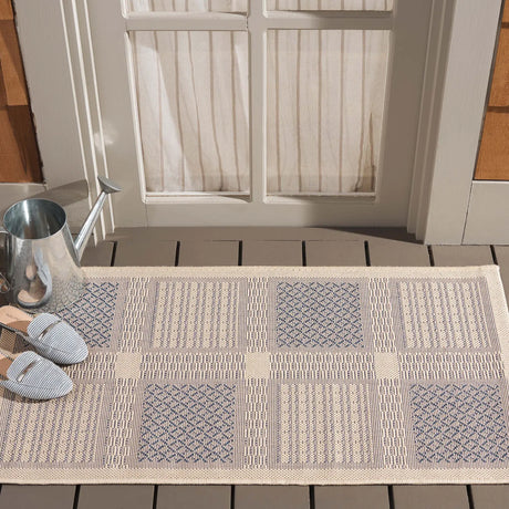 Safavieh Courtyard 2'-0" x 3'-7" Rug in Natural / Blue