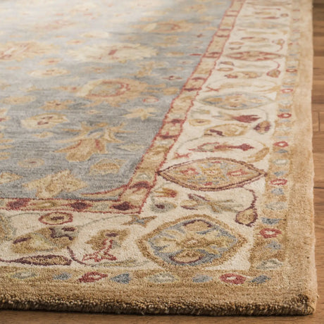 Safavieh Anatolia 4'-0" x 6'-0" Rug in Blue / Ivory