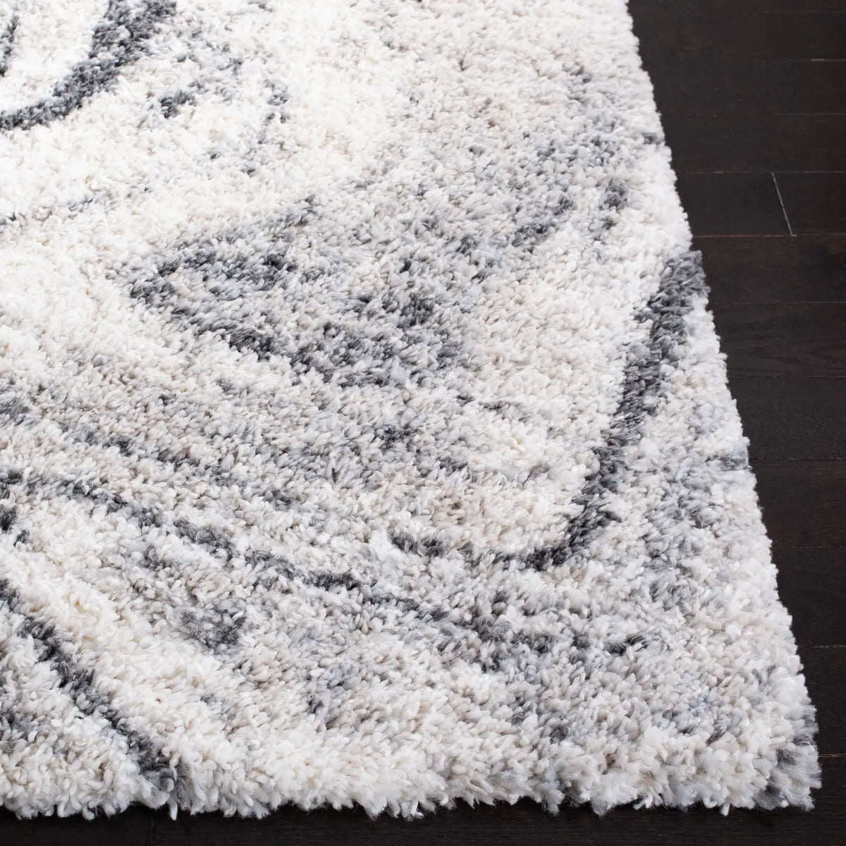Safavieh Fontana Shag  800 4'-0" x 6'-0" Rug in Ivory / Grey