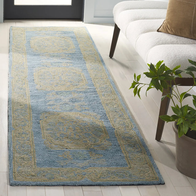 Safavieh Savonnerie 2'-3" x 8'-0" Rug in Blue / Beige