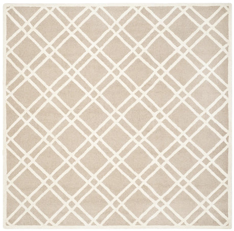 Safavieh Cambridge 8'-0" x 8'-0" Rug in Beige / Ivory
