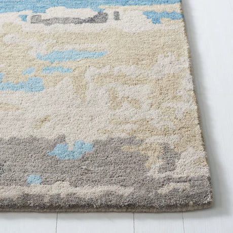 Safavieh Soho 4'-0" x 6'-0" Rug in Beige / Blue