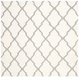 Safavieh Dhurries 6'-0" x 6'-0" Rug in Ivory / Grey