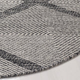 Safavieh Montauk 6'-0" x 6'-0" Rug in Black