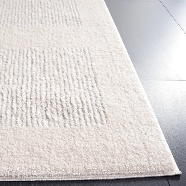 Safavieh Melody 4'-0" x 6'-0" Rug in Ivory / Grey