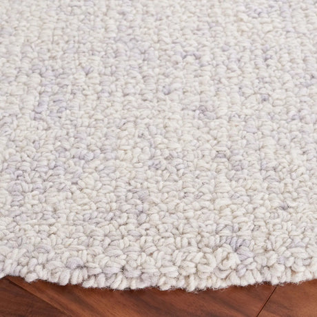 Safavieh Abstract 6'-0" x 6'-0" Rug in Light Grey / Ivory