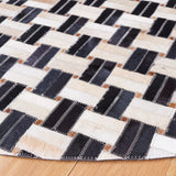 Safavieh Studio Leather 6'-0" x 6'-0" Rug in Black / Ivory