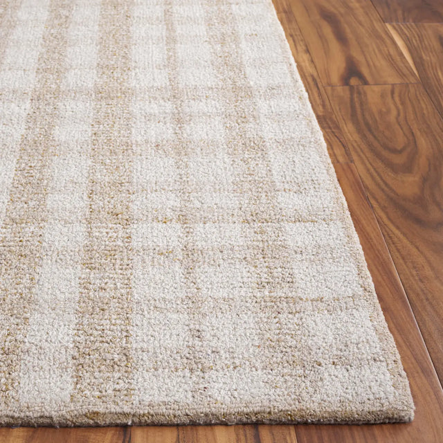 Safavieh Abstract 4'-0" x 6'-0" Rug in Ivory / Gold