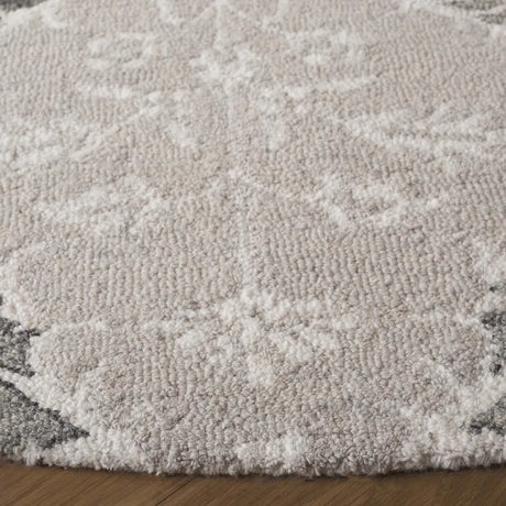 Safavieh Ebony 6'-0" x 6'-0" Rug in Grey / Ivory