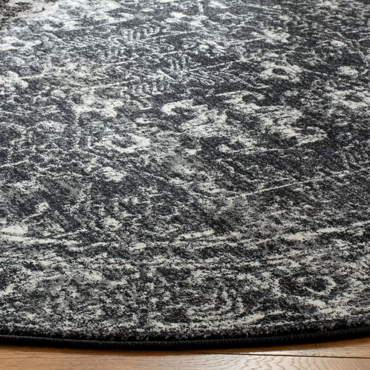 Safavieh Evoke 6'-7" x 6'-7" Rug in Charcoal / Ivory