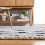Safavieh Marrakesh 4'-0" x 6'-0" Rug in Grey / Navy