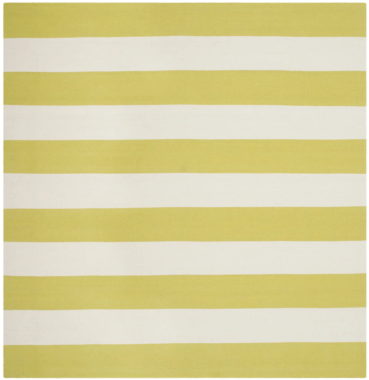 Safavieh Montauk 6'-0" x 6'-0" Rug in Green / Ivory