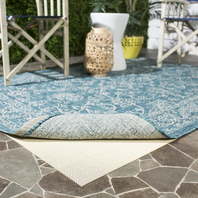 Safavieh Padding 4'-0" x 6'-0" Rug in Creme