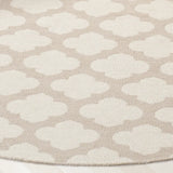 Safavieh Montauk 6'-0" x 6'-0" Rug in Grey / Ivory