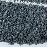 Safavieh Venus Shag 600 5'-3" x 5'-3" Rug in Dark Grey / Ivory
