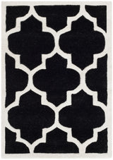 Safavieh Chatham 2'-0" x 3'-0" Rug in Black / Ivory