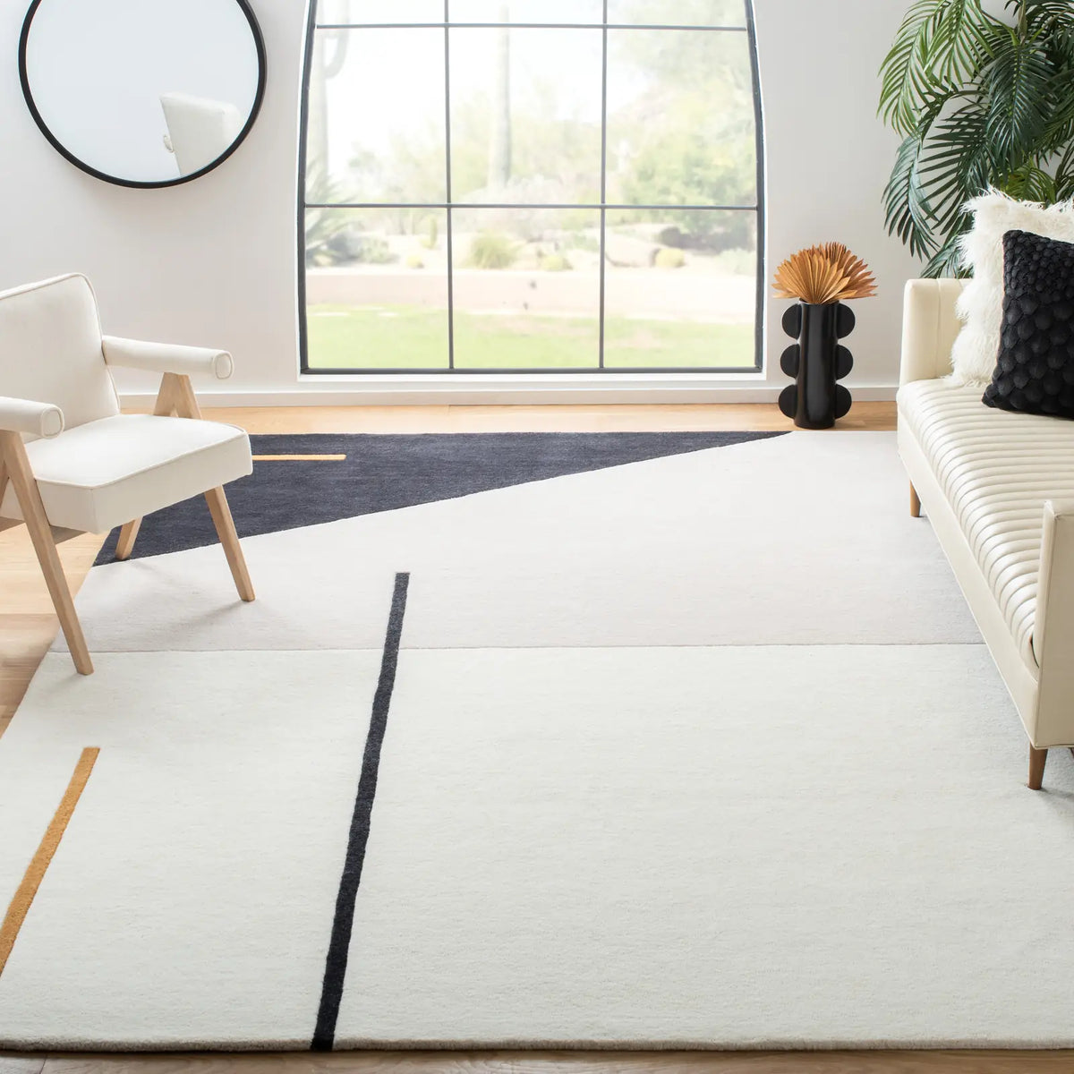 Safavieh Fifth Avenue 10'-0" x 14'-0" Rug in Ivory / Black