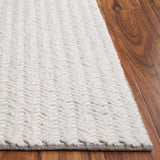 Safavieh Natura 4'-0" x 6'-0" Rug in Ivory