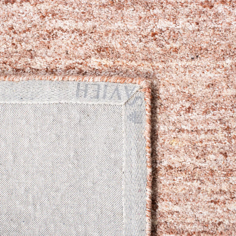 Safavieh Himalaya 5'-0" x 8'-0" Rug in Pink