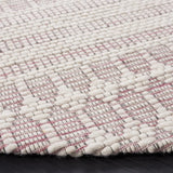 Safavieh Marbella 6'-0" x 6'-0" Rug in Pink / Ivory