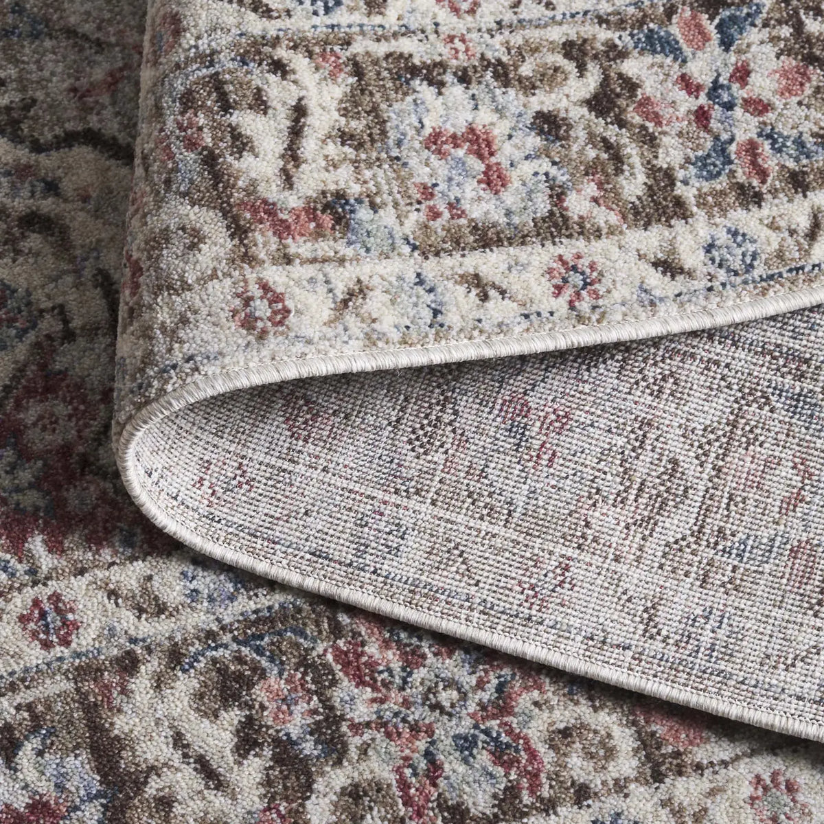 Safavieh Antique Patina 4'-0" x 5'-7" Rug in Beige / Brown