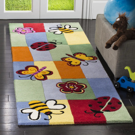 Safavieh Safavieh Kids 2'-3" x 7'-0" Rug in Multi