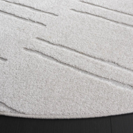 Safavieh Stella 6'-7" x 6'-7" Rug in Ivory