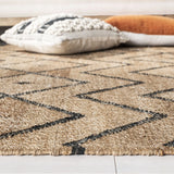 Safavieh Kilim 4'-0" x 6'-0" Rug in Natural / Charcoal