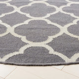 Safavieh Dhurries 7'-0" x 7'-0" Rug in Grey / Ivory