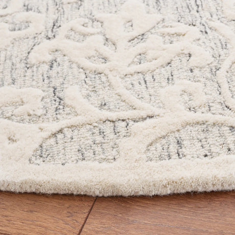 Safavieh Martha Stewart 6'-0" x 6'-0" Rug in Grey / Ivory